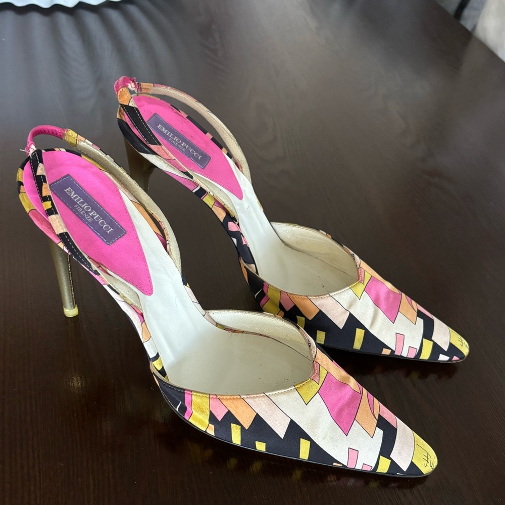 Emilio Pucci Vibrant Patterned Slingback Heels